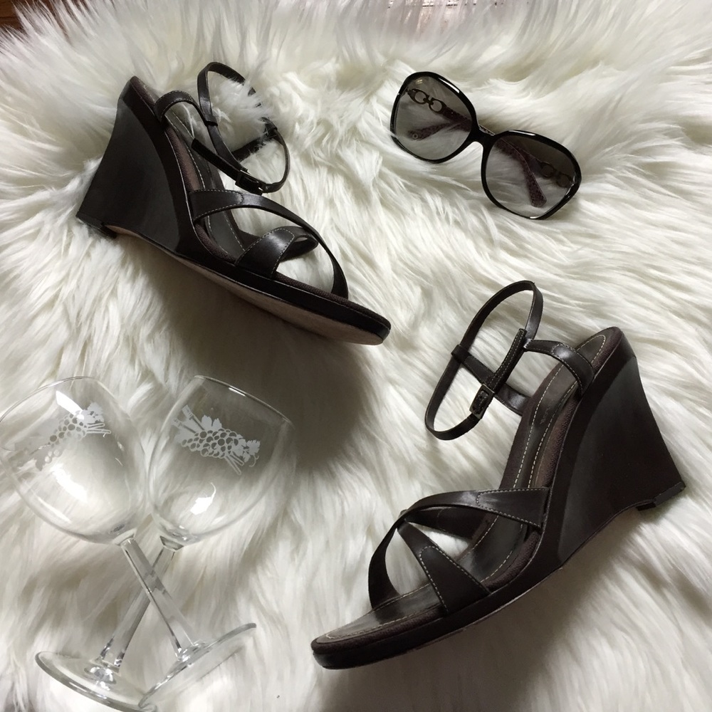 Ann Taylor Brown Leather Cross Ankle Strap Wedges